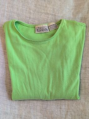 VINTAGE 🍋‍🟩 Lime Green Crew Neck Tee - Basic Editions - 100% Cotton